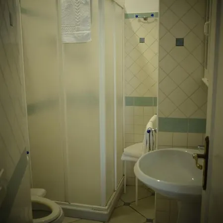فندق مبيت وإفطار Oasi Di Damecuta أناكابْري